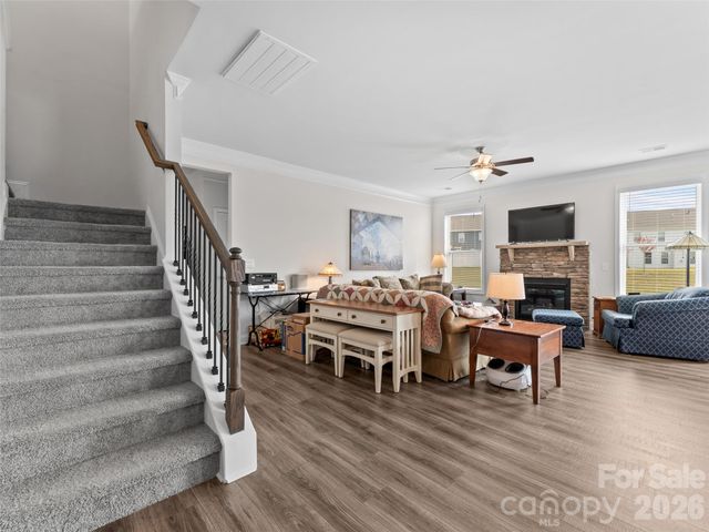 108 Thornberry Road, Hendersonville, NC 28792