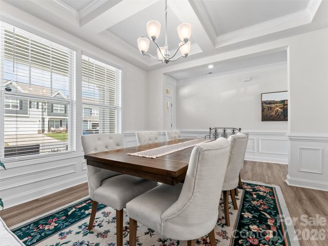 108 Thornberry Road, Hendersonville, NC 28792