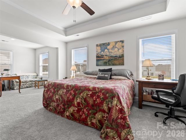 108 Thornberry Road, Hendersonville, NC 28792