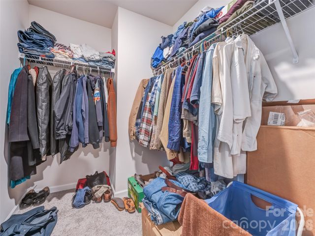 108 Thornberry Road, Hendersonville, NC 28792