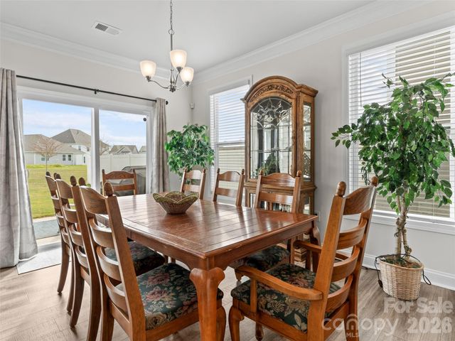 108 Thornberry Road, Hendersonville, NC 28792
