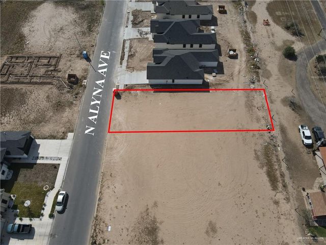2901 N Alyna Avenue, Edinburg, TX 78541