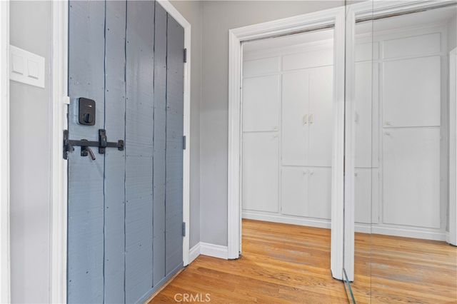 13405 Tiara Street, Valley Glen, CA 91401