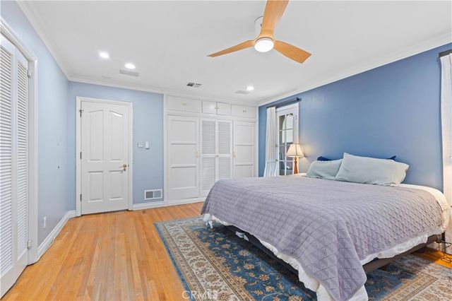 13405 Tiara Street, Valley Glen, CA 91401