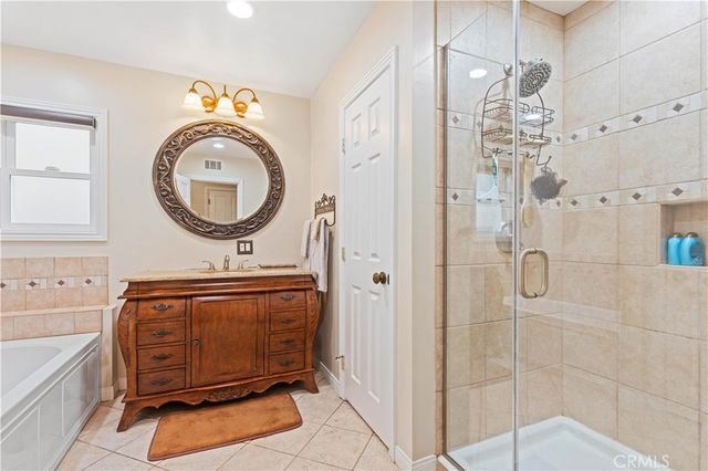 13405 Tiara Street, Valley Glen, CA 91401