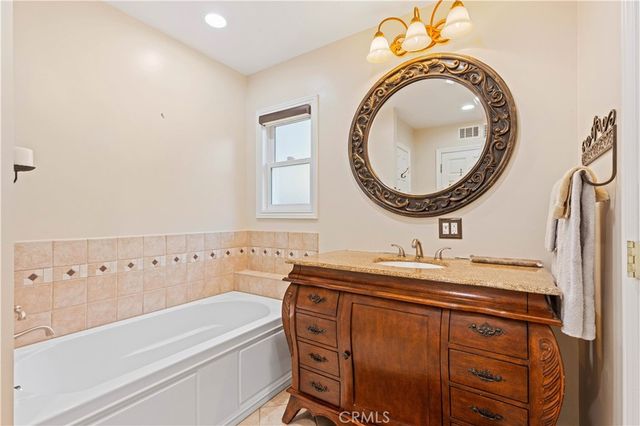 13405 Tiara Street, Valley Glen, CA 91401