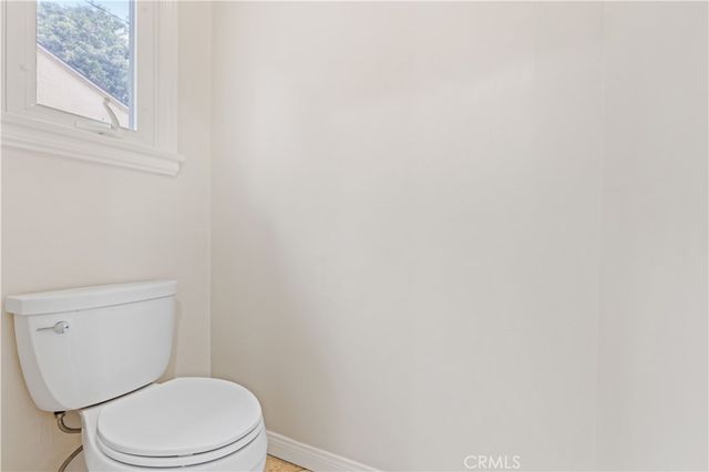 13405 Tiara Street, Valley Glen, CA 91401