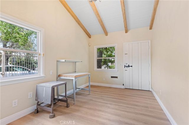 13405 Tiara Street, Valley Glen, CA 91401