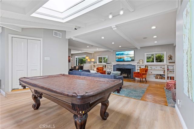 13405 Tiara Street, Valley Glen, CA 91401