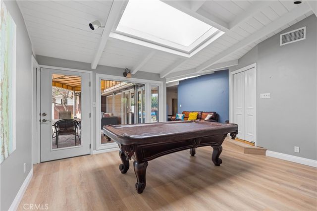 13405 Tiara Street, Valley Glen, CA 91401