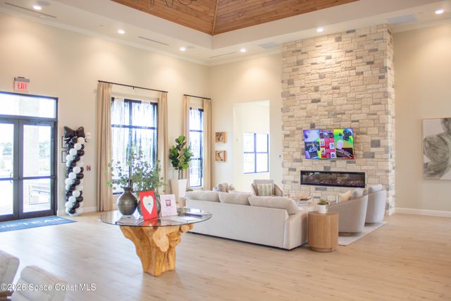 2322 Antarus Drive NW, Palm Bay, FL 32907