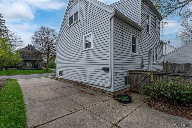 34 Cornell Avenue, Amherst, NY 14226