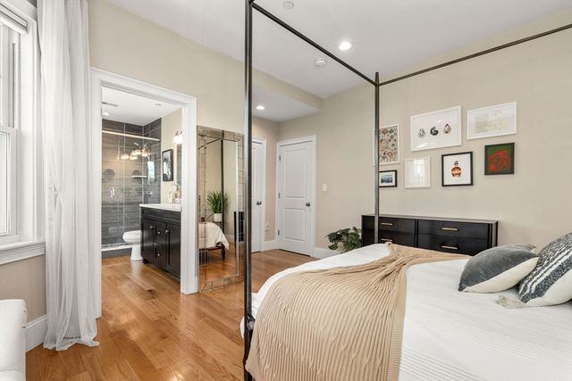 20 Winfield St 3, Boston, MA 02127