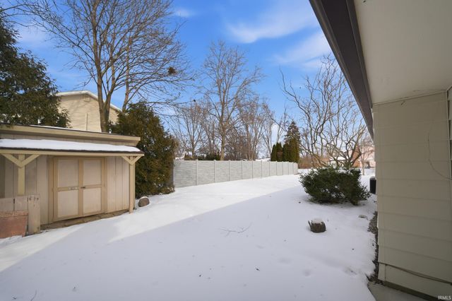 700 Brentwood Circle, Auburn, IN 46706