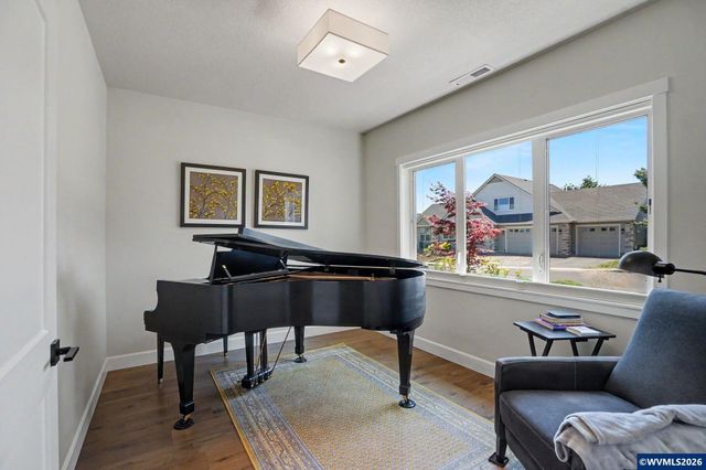 187 Eider Av SE, Salem, OR 97306