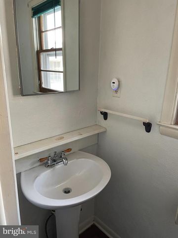 60 RIDGE RD, Gettysburg, PA 17325