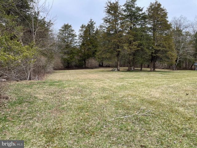 60 RIDGE RD, Gettysburg, PA 17325