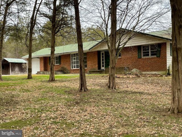 60 RIDGE RD, Gettysburg, PA 17325