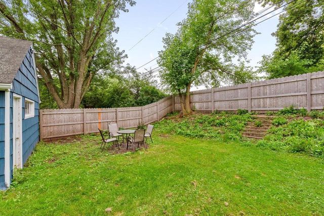 125 Summit DRIVE, Port Washington, WI 53074