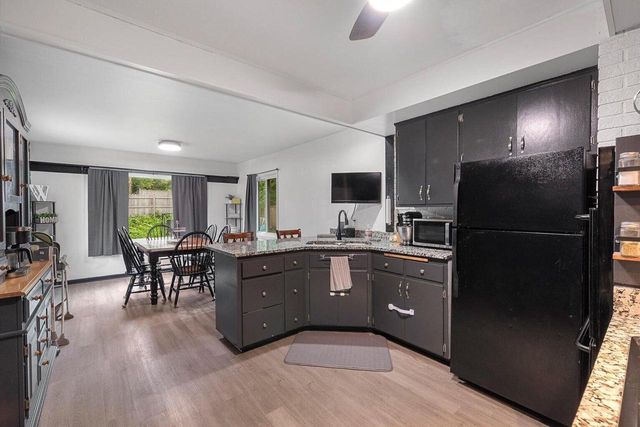 125 Summit DRIVE, Port Washington, WI 53074