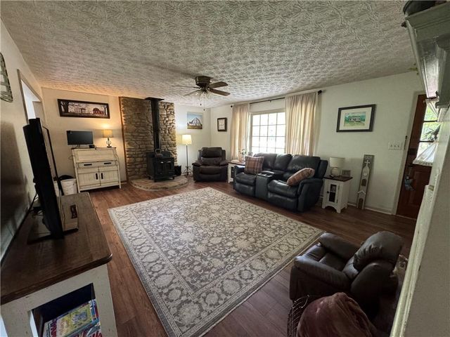 1484 Harmony Grove Church Road, Acworth, GA 30101