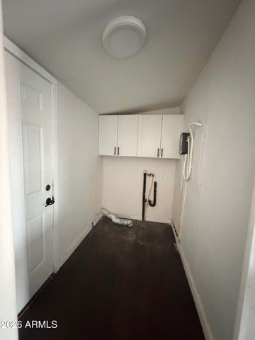 306 N HAWES Road, Mesa, AZ 85207