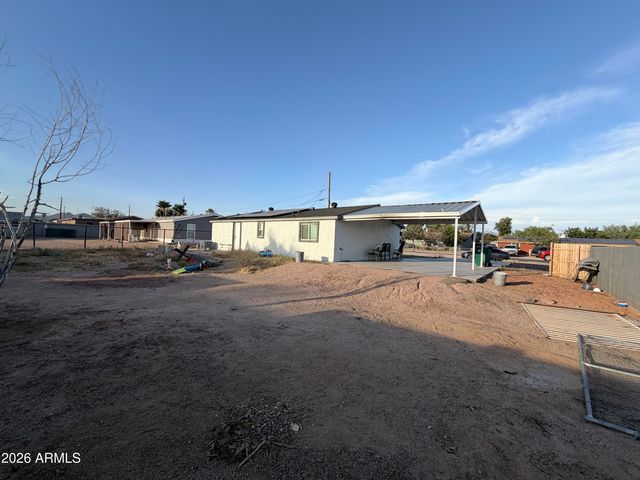 306 N HAWES Road, Mesa, AZ 85207