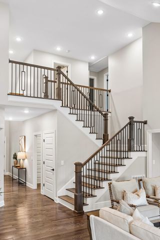 967 Walden Drive, Signal Mountain, TN 37377