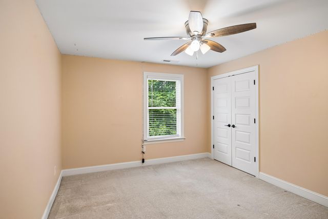 967 Walden Drive, Signal Mountain, TN 37377