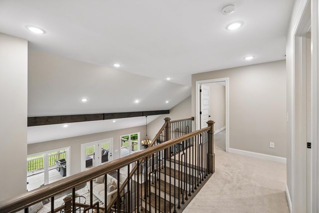 967 Walden Drive, Signal Mountain, TN 37377