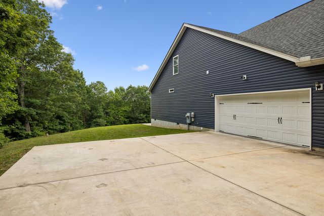 967 Walden Drive, Signal Mountain, TN 37377