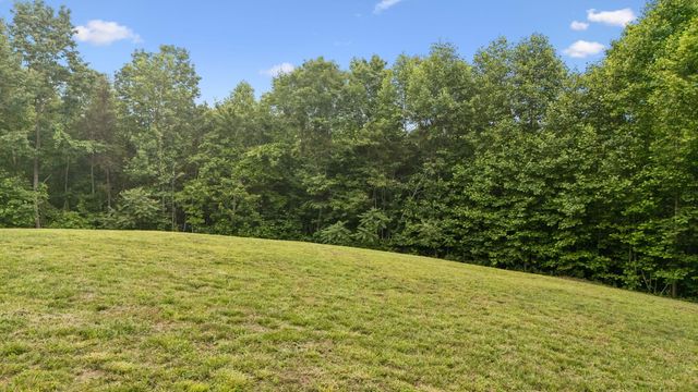 967 Walden Drive, Signal Mountain, TN 37377