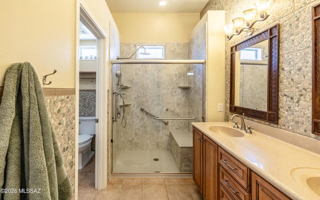 13573 N Buckhorn Cholla Drive, Marana, AZ 85658