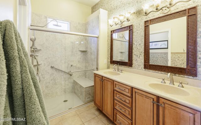 13573 N Buckhorn Cholla Drive, Marana, AZ 85658