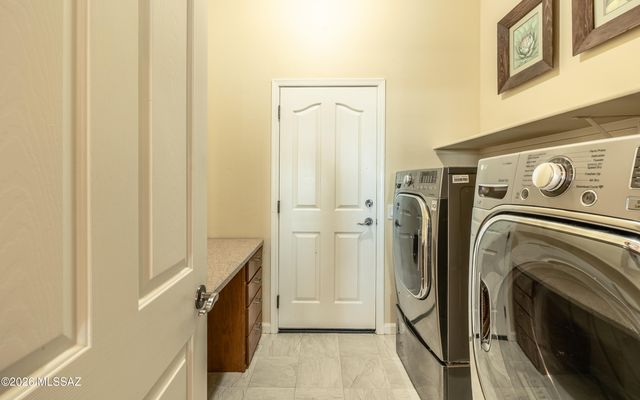 13573 N Buckhorn Cholla Drive, Marana, AZ 85658