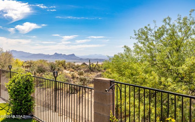 13573 N Buckhorn Cholla Drive, Marana, AZ 85658