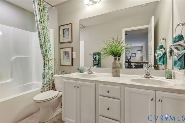 18768 Palisades Cove Trl, Moseley, VA 23120