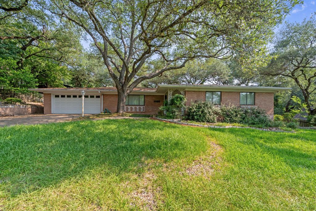 3802 Hillbrook DR, Austin, TX 78731