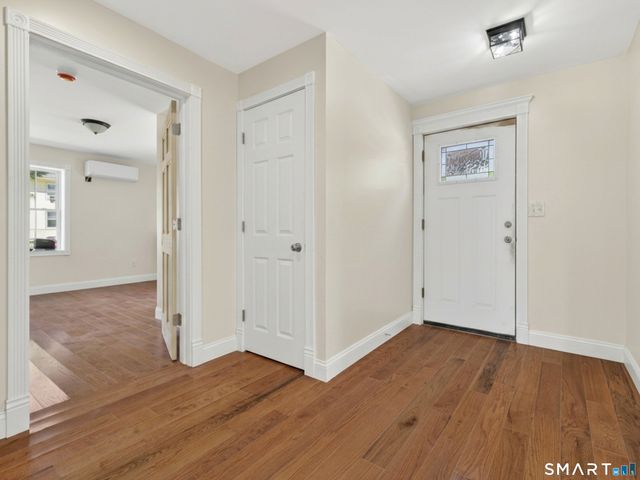 108 Thames Street, Groton, CT 06340