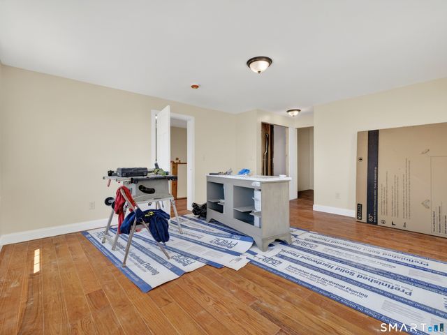 108 Thames Street, Groton, CT 06340