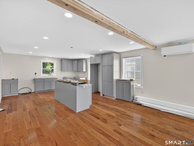 108 Thames Street, Groton, CT 06340