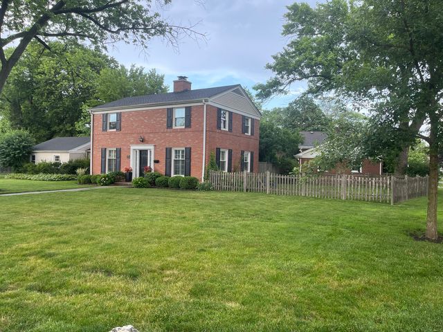 2430 Covert Road, Glenview, IL 60025