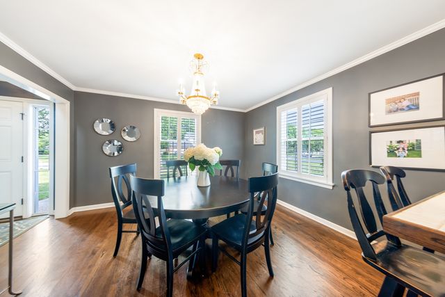 2430 Covert Road, Glenview, IL 60025