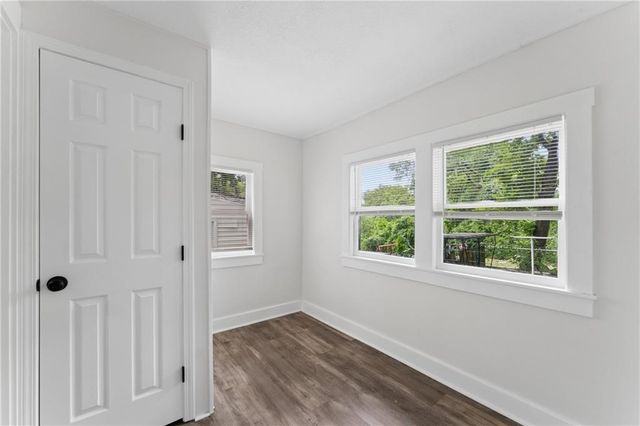 4904 E 23rd Street, Kansas City, MO 64127