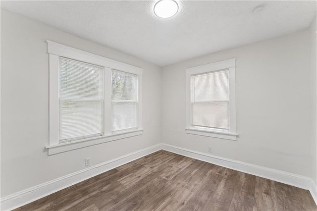 4904 E 23rd Street, Kansas City, MO 64127