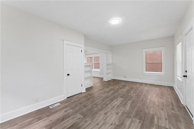 4904 E 23rd Street, Kansas City, MO 64127