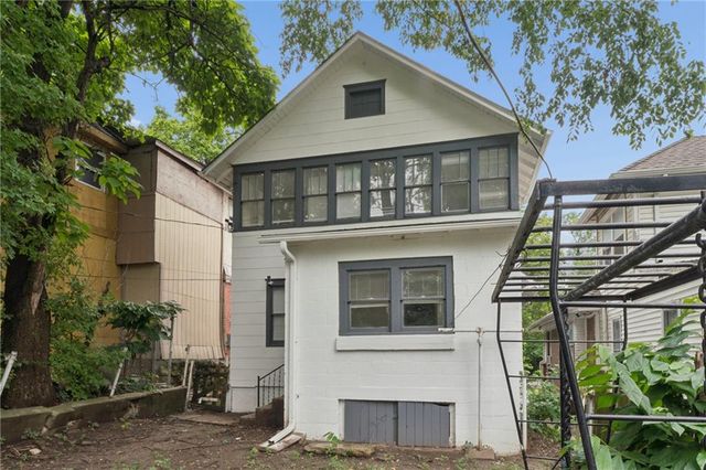 4904 E 23rd Street, Kansas City, MO 64127