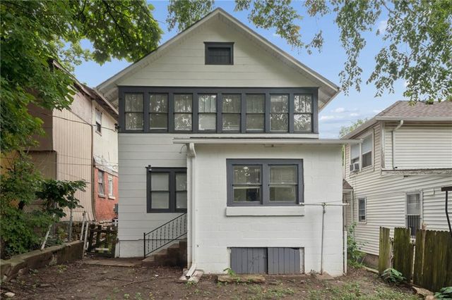 4904 E 23rd Street, Kansas City, MO 64127