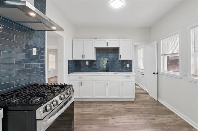 4904 E 23rd Street, Kansas City, MO 64127