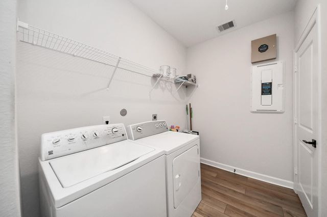 3006 Floating Barque Drive, Santa Fe, TX 77510